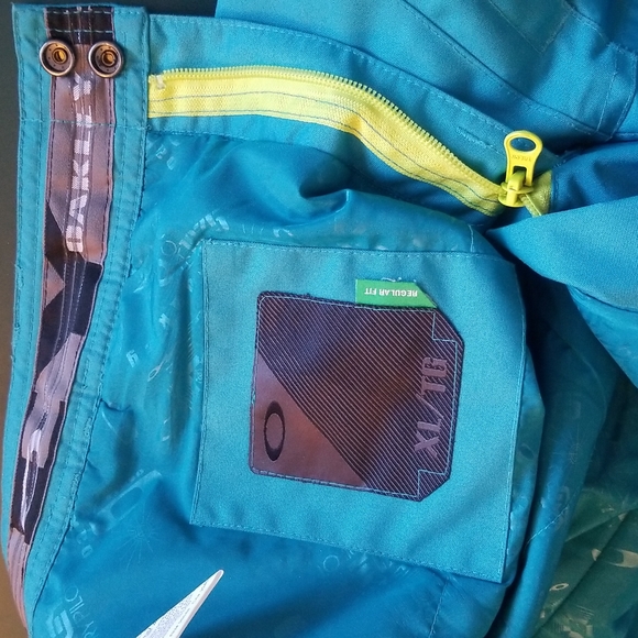 Oakley Light Blue Insulated Snowpants - Picture 6 of 8